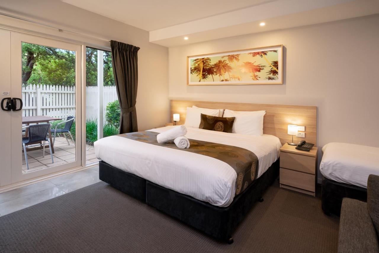 Boathouse Resort Studios And Suites Блеъргоури Екстериор снимка