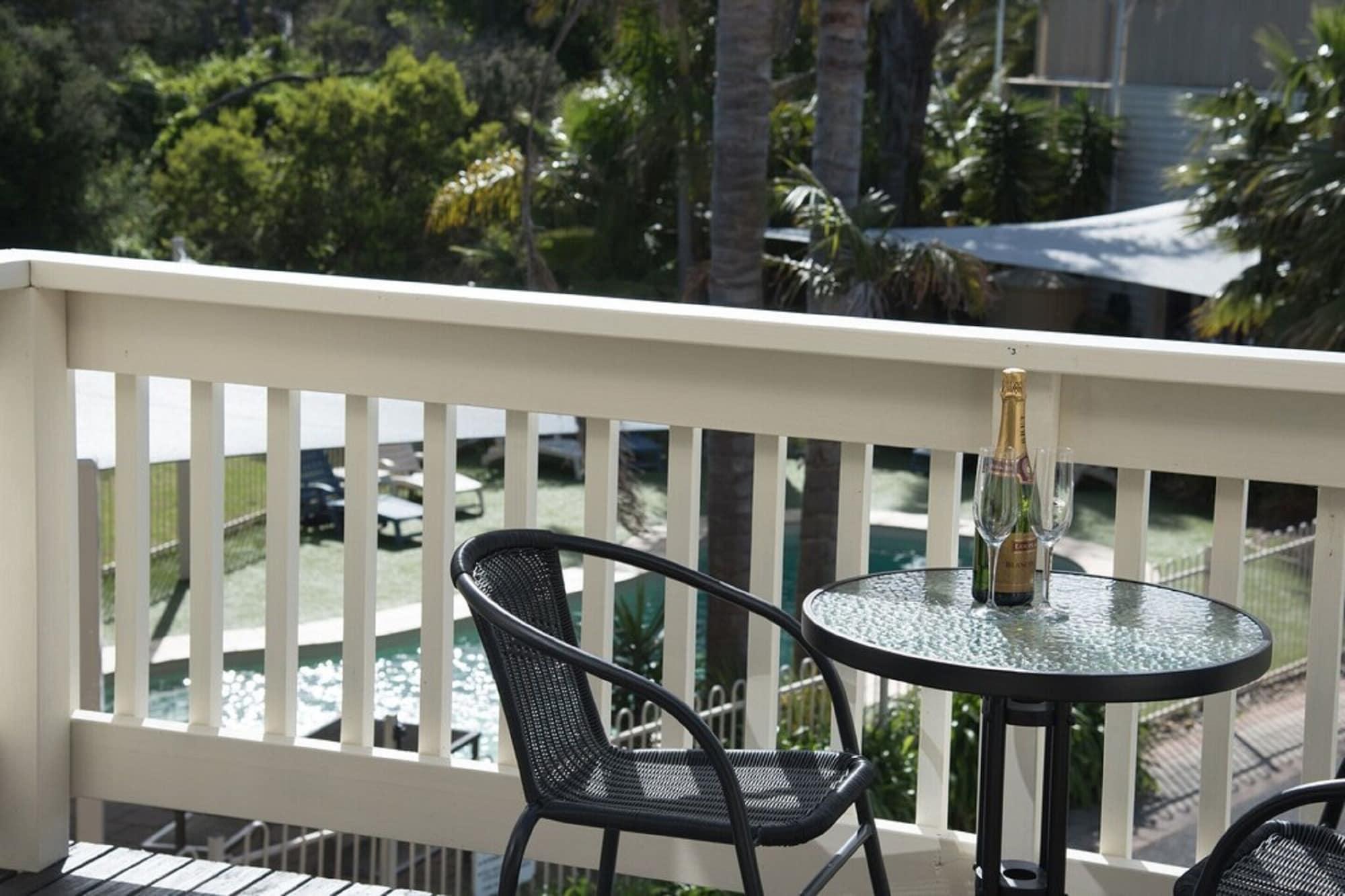 Boathouse Resort Studios And Suites Блеъргоури Екстериор снимка