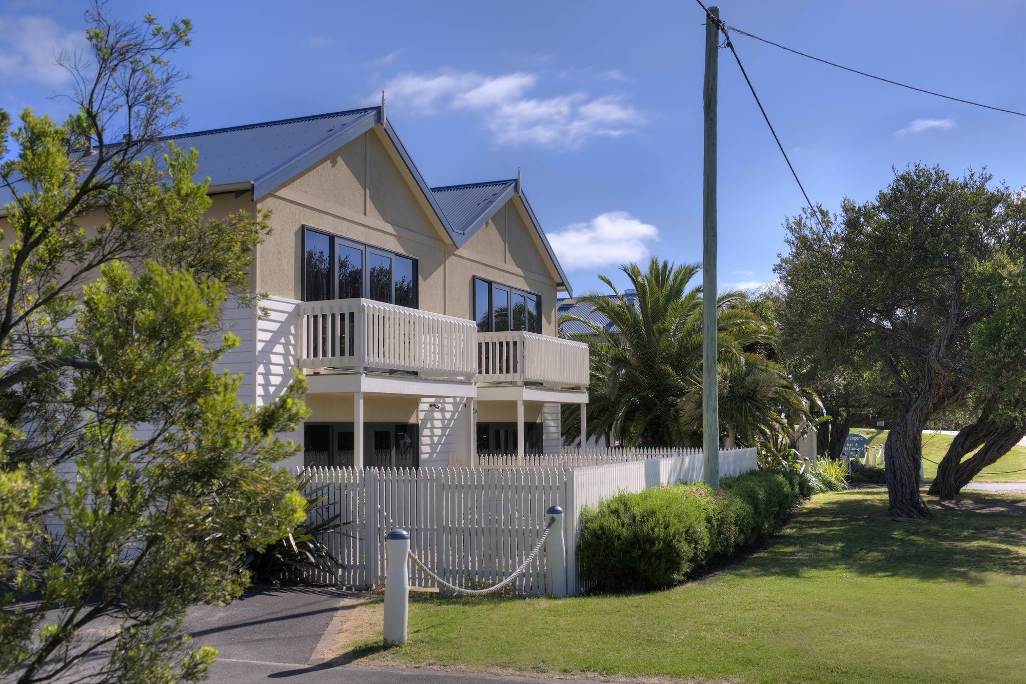 Boathouse Resort Studios And Suites Блеъргоури Екстериор снимка
